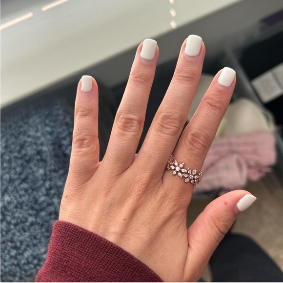 Pandora Pink and Gold Floral Ring - Picture 2 of 3